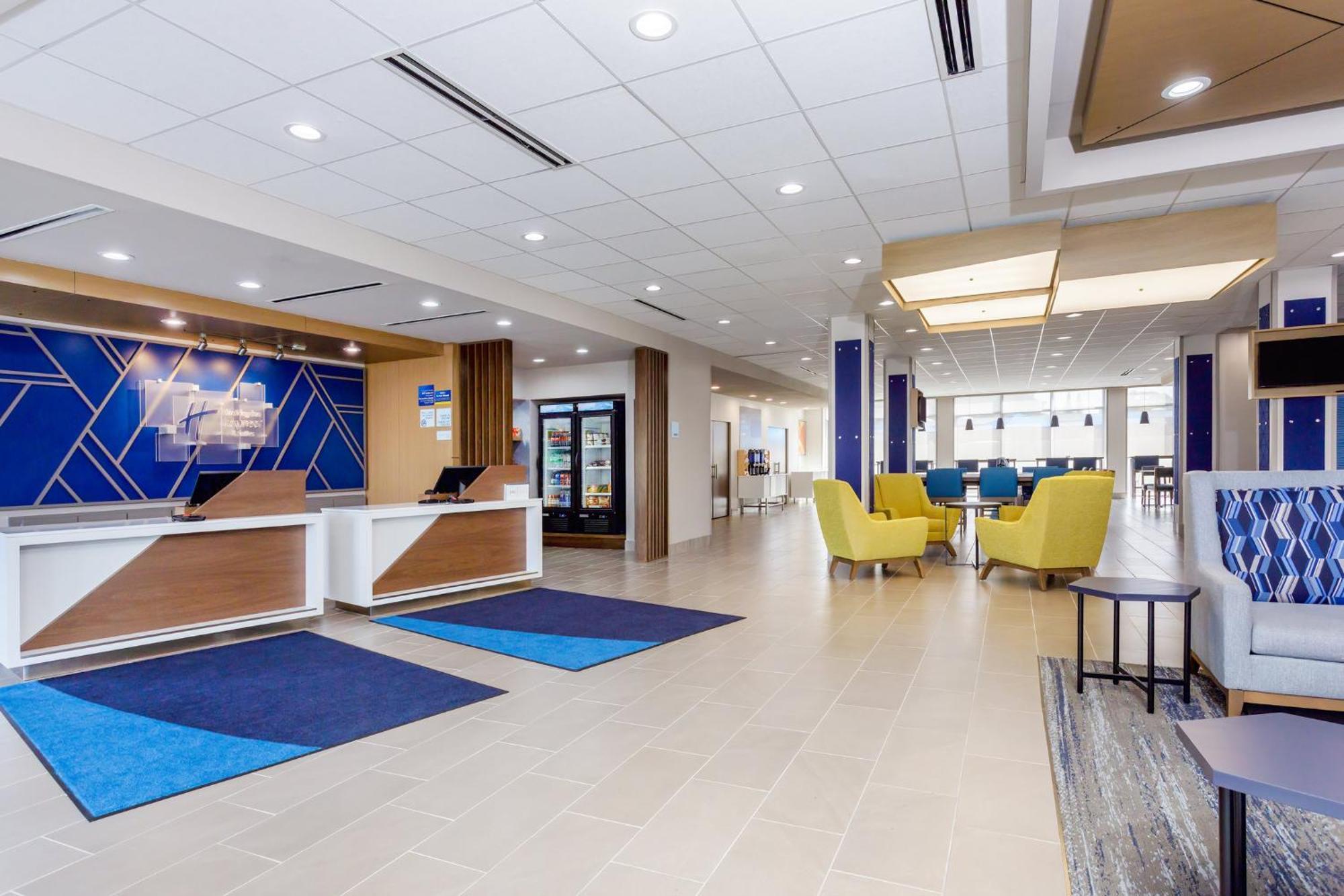 Holiday Inn Express & Suites Tampa Stadium - Airport Area By Ihg ภายนอก รูปภาพ