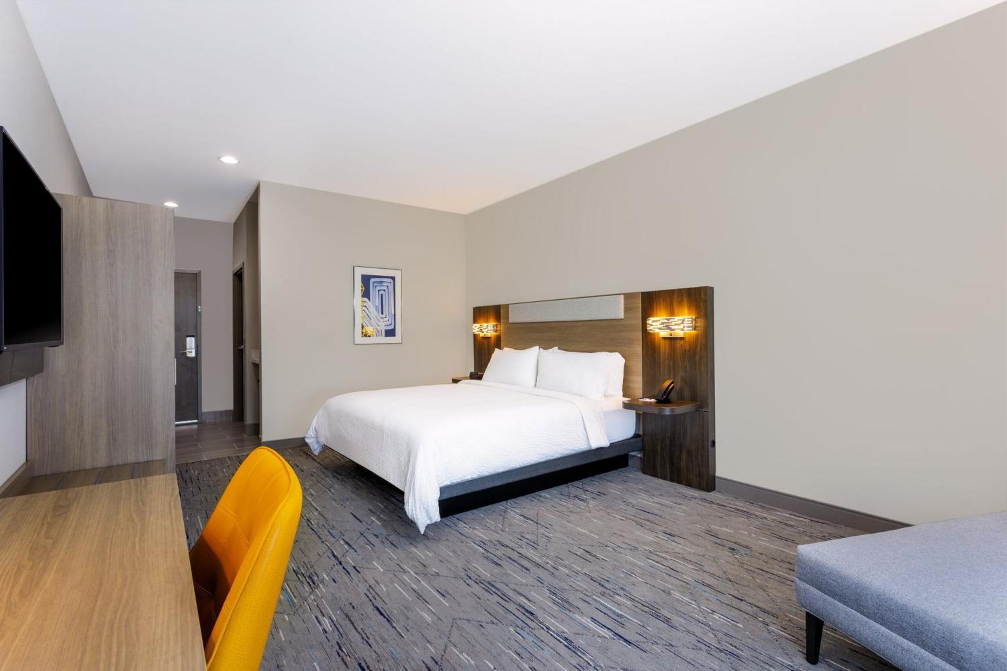 Holiday Inn Express & Suites Tampa Stadium - Airport Area By Ihg ภายนอก รูปภาพ
